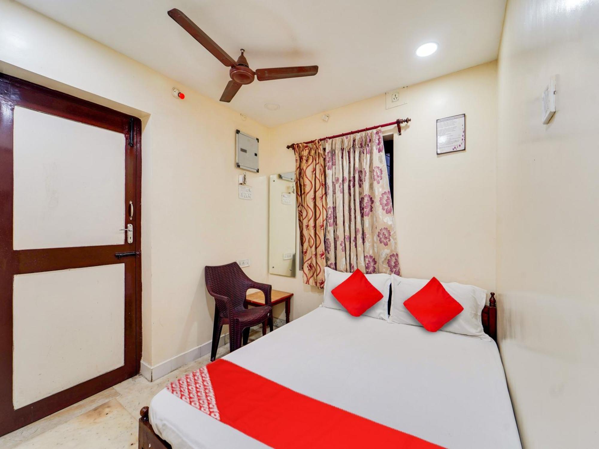 Thangam Balaji Guest House Chennai Exterior photo