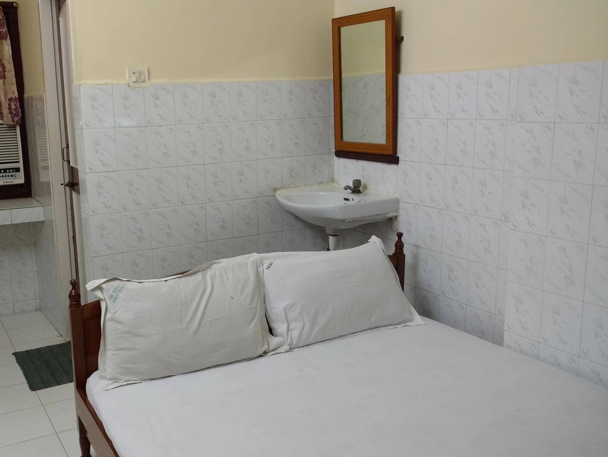 Thangam Balaji Guest House Chennai Exterior photo